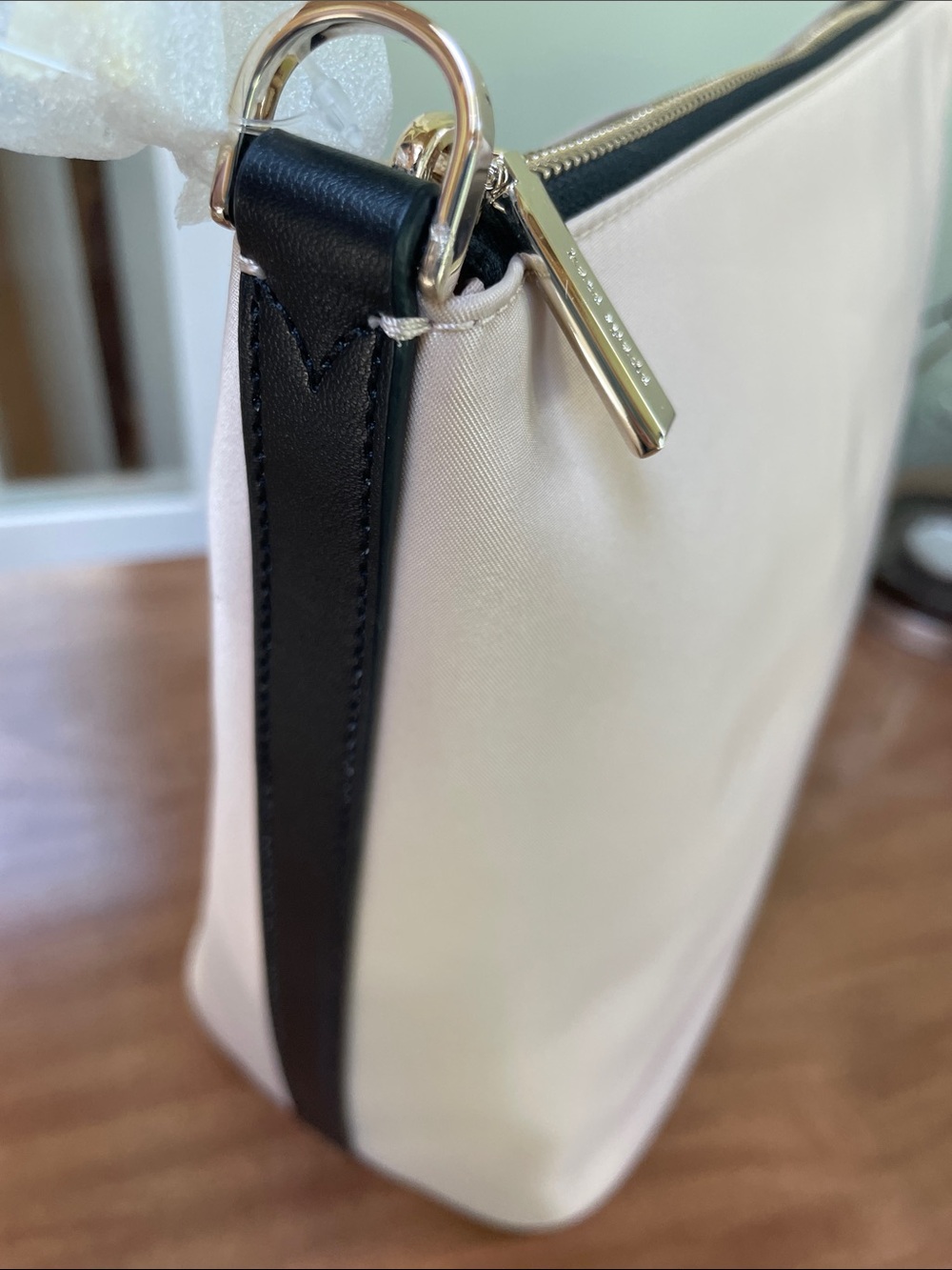 Kate Spade Two-Tone Cream and Black duffle Crossbody Tote